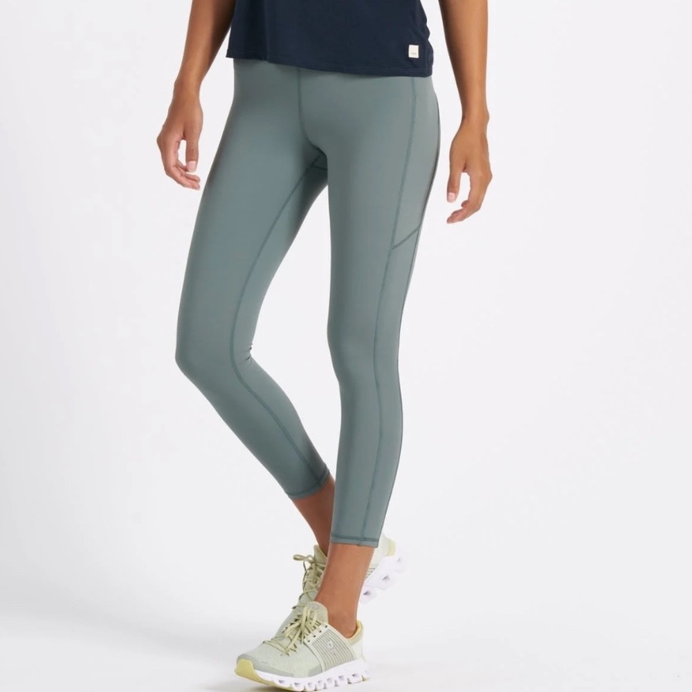 Vuori Sage Green Pocket Leggings - Picture 2 of 7